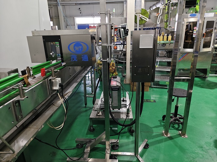 جهاز كشف مستوى السائل في زجاجات البولي إيثيلين تيريفثالات جهاز كشف مستوى السائل في زجاجات البولي إيثيلين تيريفثالات