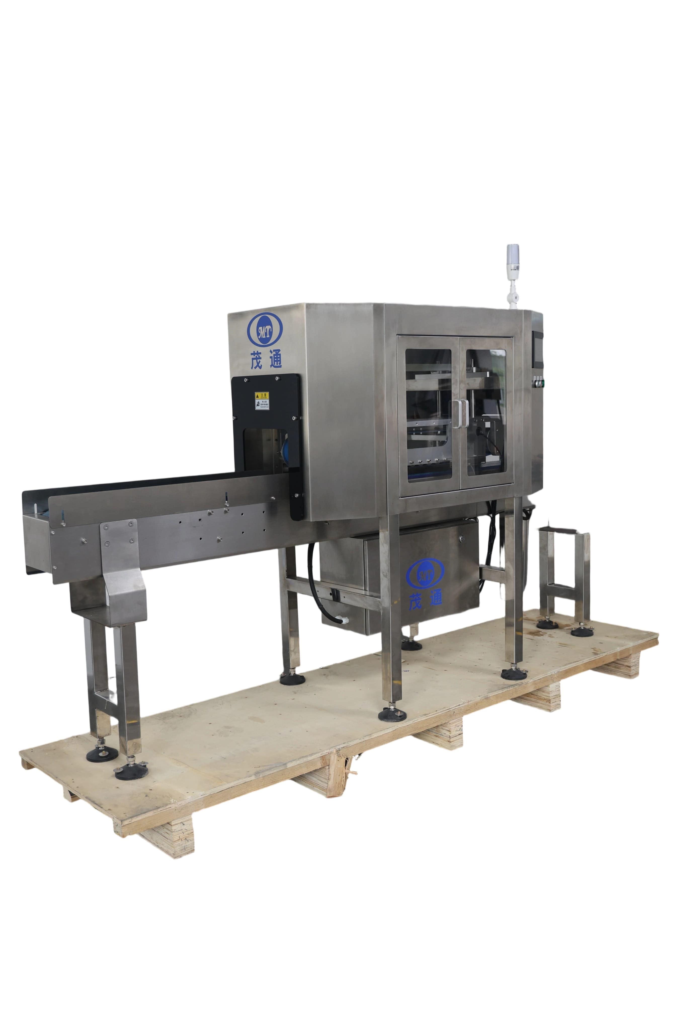 Bag product leakage detection machine