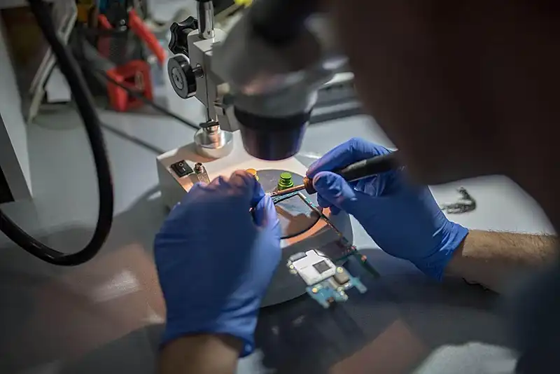 Reconhecimento de código DPM (marcação direta de peças). png