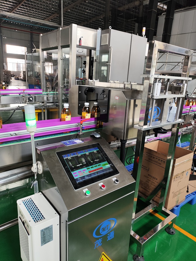 Устройство для обнаружения кода на ПЭТ-бутылках